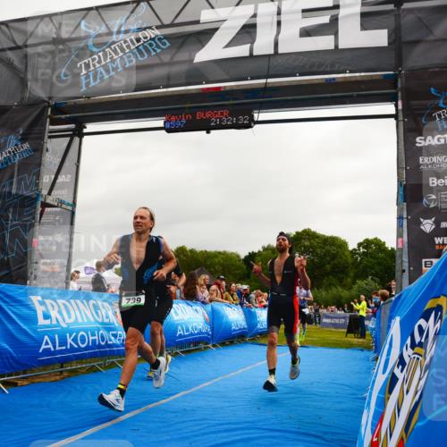 30.08.2026 - Elbe Triathlon Hamburg LAZAROV Photography http://msf.ph/oto/10080024 30.08.2026 11:02:37 Ziel 434, 552, 637, 739, 1116 meine-sportfotos.de