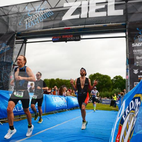 30.08.2026 - Elbe Triathlon Hamburg LAZAROV Photography http://msf.ph/oto/10080026 30.08.2026 11:02:38 Ziel 434, 552, 637, 739, 1116 meine-sportfotos.de