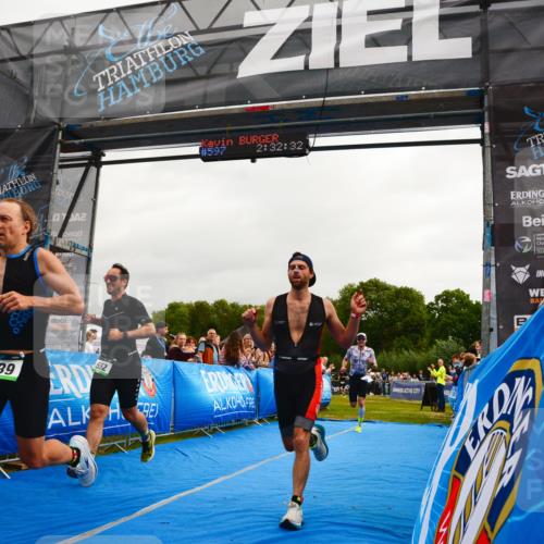 30.08.2026 - Elbe Triathlon Hamburg LAZAROV Photography http://msf.ph/oto/10080027 30.08.2026 11:02:38 Ziel 434, 552, 637, 739, 1116 meine-sportfotos.de