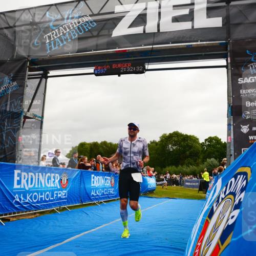 30.08.2026 - Elbe Triathlon Hamburg LAZAROV Photography http://msf.ph/oto/10080031 30.08.2026 11:02:40 Ziel 552, 637, 739, 1116 meine-sportfotos.de