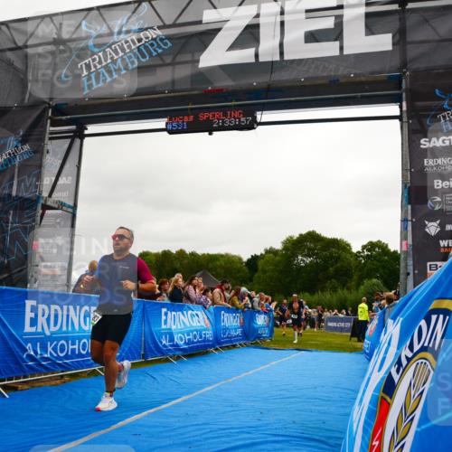 30.08.2026 - Elbe Triathlon Hamburg LAZAROV Photography http://msf.ph/oto/10080071 30.08.2026 11:03:59 Ziel 449, 483, 531, 642, 658, 664, 1897 meine-sportfotos.de