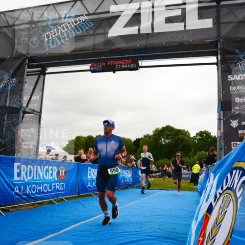 30.08.2026 - Elbe Triathlon Hamburg LAZAROV Photography http://msf.ph/oto/10080085 30.08.2026 11:04:05 Ziel 449, 642, 658, 664, 1897 meine-sportfotos.de