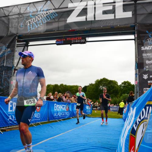 30.08.2026 - Elbe Triathlon Hamburg LAZAROV Photography http://msf.ph/oto/10080090 30.08.2026 11:04:06 Ziel 449, 642, 658, 664, 1897 meine-sportfotos.de