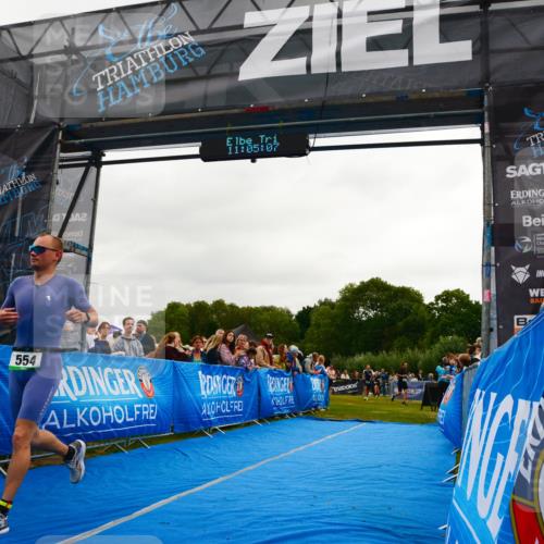 30.08.2026 - Elbe Triathlon Hamburg LAZAROV Photography http://msf.ph/oto/10080122 30.08.2026 11:05:08 Ziel 554, 656 meine-sportfotos.de