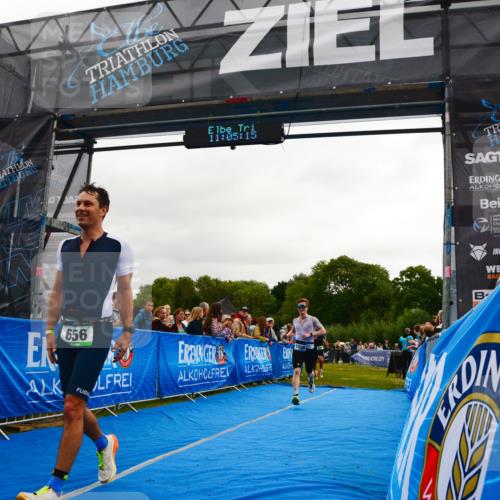 30.08.2026 - Elbe Triathlon Hamburg LAZAROV Photography http://msf.ph/oto/10080129 30.08.2026 11:05:16 Ziel 656, 698, 1008 meine-sportfotos.de