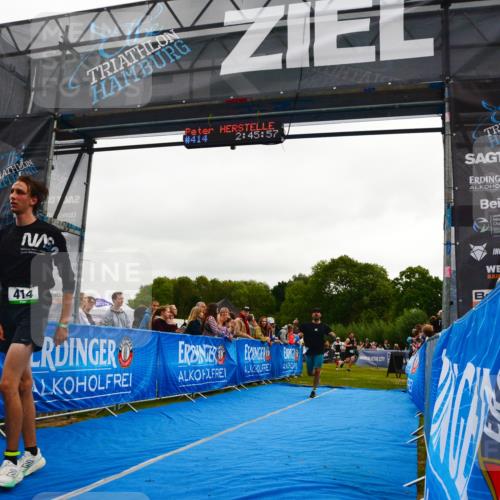 30.08.2026 - Elbe Triathlon Hamburg LAZAROV Photography http://msf.ph/oto/10080158 30.08.2026 11:05:56 Ziel 414, 431, 671, 779 meine-sportfotos.de