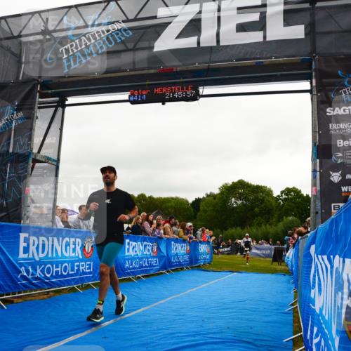 30.08.2026 - Elbe Triathlon Hamburg LAZAROV Photography http://msf.ph/oto/10080161 30.08.2026 11:05:58 Ziel 414, 431, 671, 779 meine-sportfotos.de