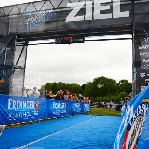 30.08.2026 - Elbe Triathlon Hamburg LAZAROV Photography http://msf.ph/oto/10080177 30.08.2026 11:06:05 Ziel 671, 779 meine-sportfotos.de