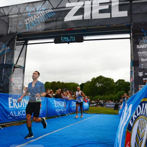30.08.2026 - Elbe Triathlon Hamburg LAZAROV Photography http://msf.ph/oto/10080190 30.08.2026 11:06:32 Ziel 482, 628, 675, 1067 meine-sportfotos.de