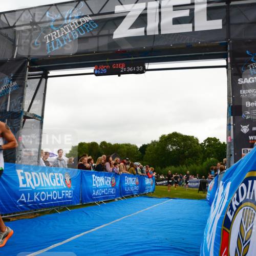 30.08.2026 - Elbe Triathlon Hamburg LAZAROV Photography http://msf.ph/oto/10080199 30.08.2026 11:06:34 Ziel 482, 628, 675, 1067 meine-sportfotos.de