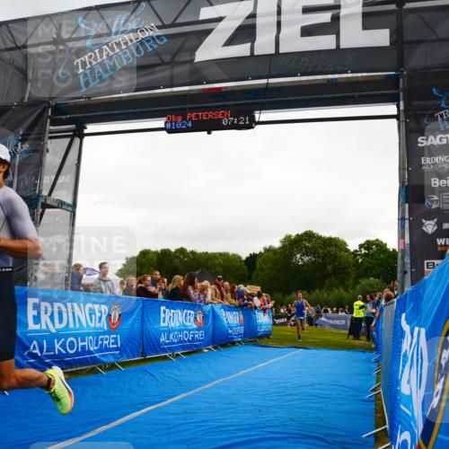 30.08.2026 - Elbe Triathlon Hamburg LAZAROV Photography http://msf.ph/oto/10080221 30.08.2026 11:07:20 Ziel 488, 1024 meine-sportfotos.de