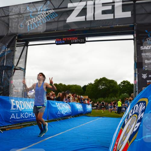 30.08.2026 - Elbe Triathlon Hamburg LAZAROV Photography http://msf.ph/oto/10080224 30.08.2026 11:07:23 Ziel 488, 495, 1024 meine-sportfotos.de