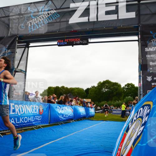 30.08.2026 - Elbe Triathlon Hamburg LAZAROV Photography http://msf.ph/oto/10080227 30.08.2026 11:07:24 Ziel 488, 495 meine-sportfotos.de