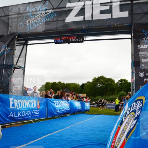 30.08.2026 - Elbe Triathlon Hamburg LAZAROV Photography http://msf.ph/oto/10080228 30.08.2026 11:07:24 Ziel 488, 495 meine-sportfotos.de