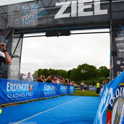 30.08.2026 - Elbe Triathlon Hamburg LAZAROV Photography http://msf.ph/oto/10080234 30.08.2026 11:07:30 Ziel 495, 728 meine-sportfotos.de