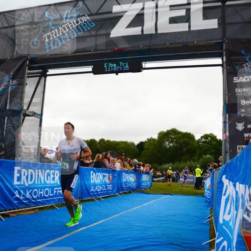30.08.2026 - Elbe Triathlon Hamburg LAZAROV Photography http://msf.ph/oto/10080236 30.08.2026 11:07:36 Ziel 728 meine-sportfotos.de