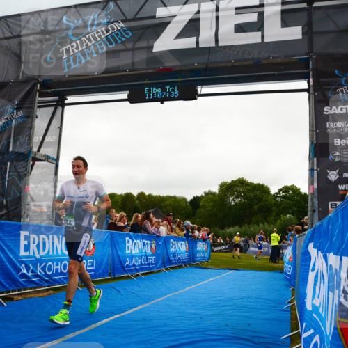 30.08.2026 - Elbe Triathlon Hamburg LAZAROV Photography http://msf.ph/oto/10080237 30.08.2026 11:07:36 Ziel 728 meine-sportfotos.de