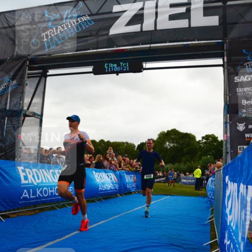 30.08.2026 - Elbe Triathlon Hamburg LAZAROV Photography http://msf.ph/oto/10080242 30.08.2026 11:08:22 Ziel 506, 790 meine-sportfotos.de