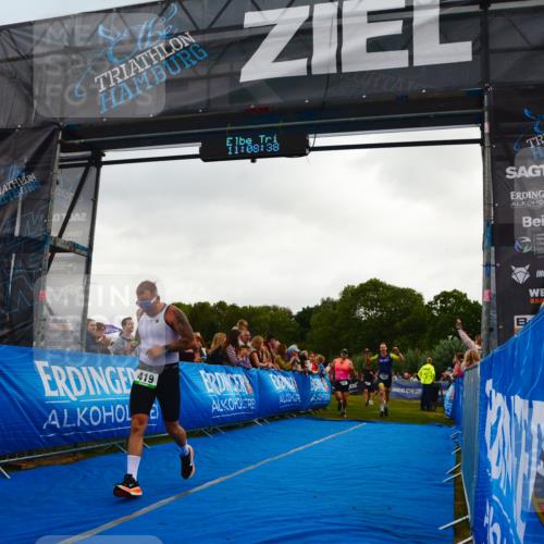 30.08.2026 - Elbe Triathlon Hamburg LAZAROV Photography http://msf.ph/oto/10080248 30.08.2026 11:08:39 Ziel 419, 590, 655, 1260 meine-sportfotos.de