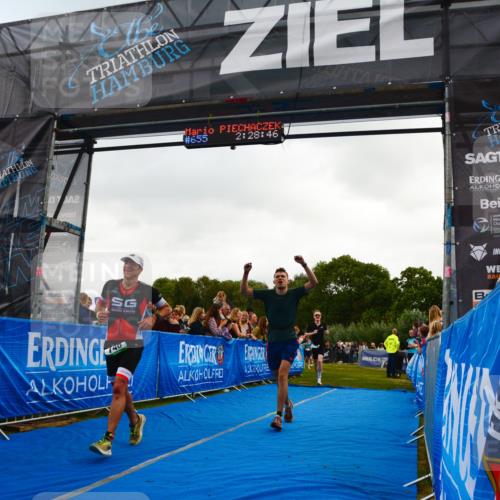 30.08.2026 - Elbe Triathlon Hamburg LAZAROV Photography http://msf.ph/oto/10080274 30.08.2026 11:08:56 Ziel 503, 555, 746, 1042 meine-sportfotos.de