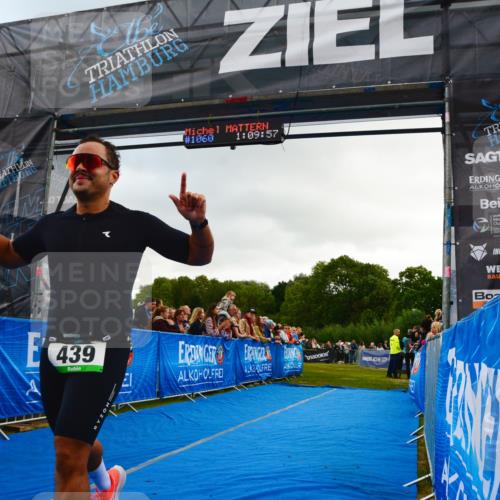 30.08.2026 - Elbe Triathlon Hamburg LAZAROV Photography http://msf.ph/oto/10080369 30.08.2026 11:10:14 Ziel 439, 581 meine-sportfotos.de