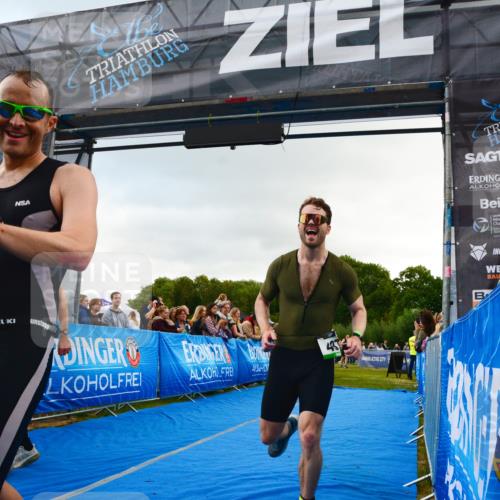 30.08.2026 - Elbe Triathlon Hamburg LAZAROV Photography http://msf.ph/oto/10080406 30.08.2026 11:10:54 Ziel 437, 541, 566, 666 meine-sportfotos.de