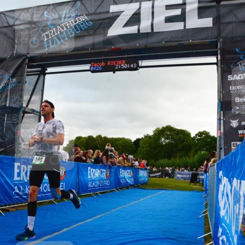 30.08.2026 - Elbe Triathlon Hamburg LAZAROV Photography http://msf.ph/oto/10080412 30.08.2026 11:10:58 Ziel 566 meine-sportfotos.de