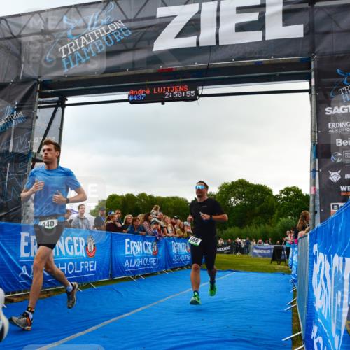 30.08.2026 - Elbe Triathlon Hamburg LAZAROV Photography http://msf.ph/oto/10080424 30.08.2026 11:11:18 Ziel 440, 665, 1010 meine-sportfotos.de