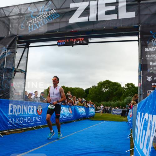 30.08.2026 - Elbe Triathlon Hamburg LAZAROV Photography http://msf.ph/oto/10080432 30.08.2026 11:11:43 Ziel 638, 700 meine-sportfotos.de