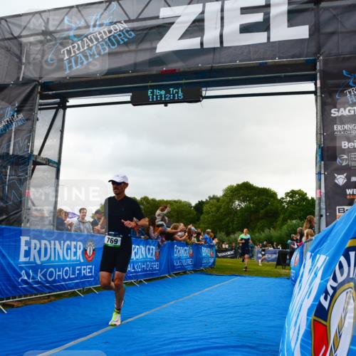 30.08.2026 - Elbe Triathlon Hamburg LAZAROV Photography http://msf.ph/oto/10080456 30.08.2026 11:12:16 Ziel 769, 1039 meine-sportfotos.de