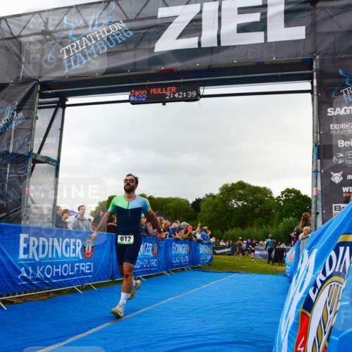 30.08.2026 - Elbe Triathlon Hamburg LAZAROV Photography http://msf.ph/oto/10080489 30.08.2026 11:12:42 Ziel 410, 612, 722, 1093 meine-sportfotos.de