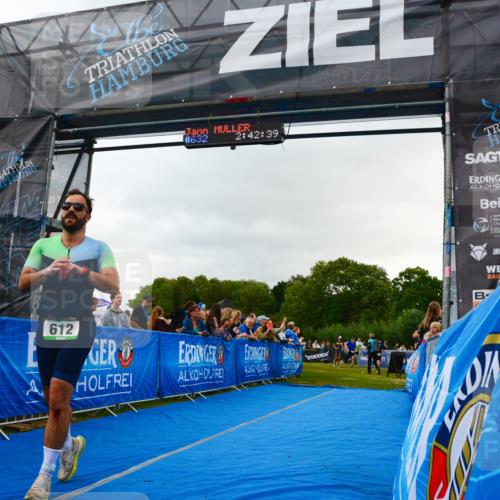 30.08.2026 - Elbe Triathlon Hamburg LAZAROV Photography http://msf.ph/oto/10080493 30.08.2026 11:12:42 Ziel 410, 612, 722, 1093 meine-sportfotos.de