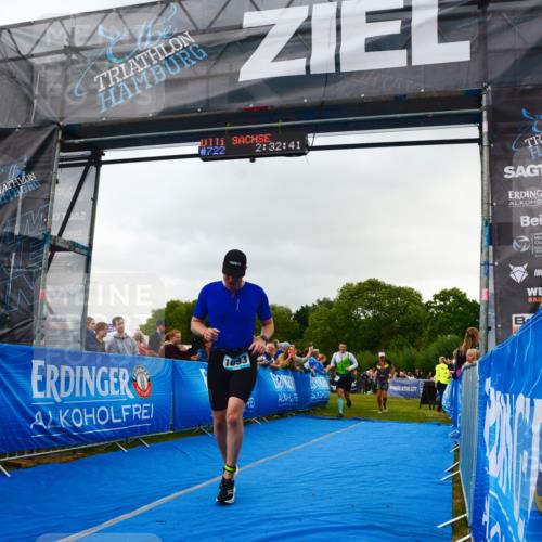 30.08.2026 - Elbe Triathlon Hamburg LAZAROV Photography http://msf.ph/oto/10080497 30.08.2026 11:12:49 Ziel 773, 1093, 1097 meine-sportfotos.de