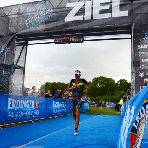 30.08.2026 - Elbe Triathlon Hamburg LAZAROV Photography http://msf.ph/oto/10080510 30.08.2026 11:12:54 Ziel 773, 1037, 1085, 1097 meine-sportfotos.de