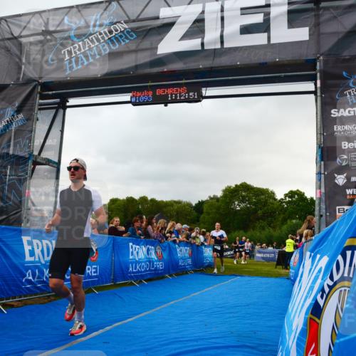 30.08.2026 - Elbe Triathlon Hamburg LAZAROV Photography http://msf.ph/oto/10080519 30.08.2026 11:13:01 Ziel 490, 1037, 1061, 1085 meine-sportfotos.de