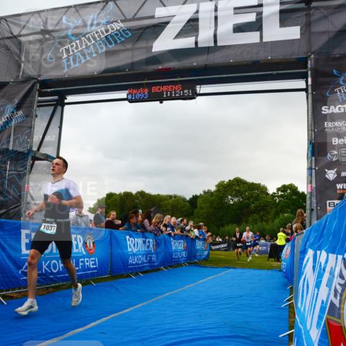 30.08.2026 - Elbe Triathlon Hamburg LAZAROV Photography http://msf.ph/oto/10080525 30.08.2026 11:13:03 Ziel 490, 1037, 1061, 1085, 1197 meine-sportfotos.de