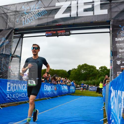 30.08.2026 - Elbe Triathlon Hamburg LAZAROV Photography http://msf.ph/oto/10080554 30.08.2026 11:13:13 Ziel 611, 651, 1197 meine-sportfotos.de