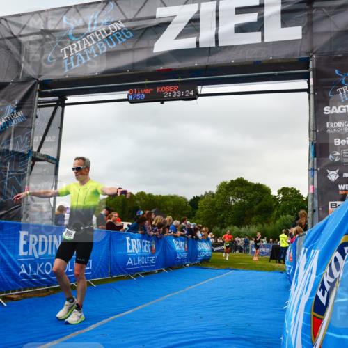 30.08.2026 - Elbe Triathlon Hamburg LAZAROV Photography http://msf.ph/oto/10080587 30.08.2026 11:13:42 Ziel 643, 699 meine-sportfotos.de