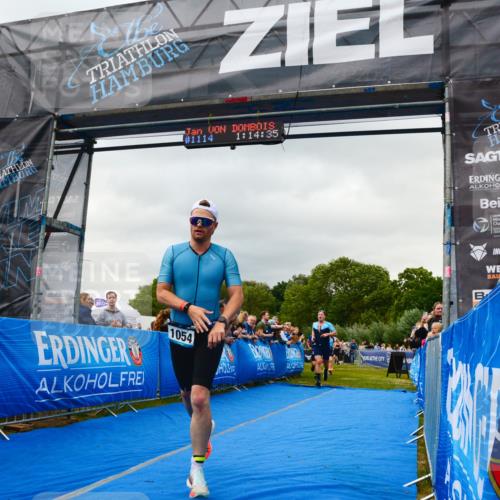 30.08.2026 - Elbe Triathlon Hamburg LAZAROV Photography http://msf.ph/oto/10080642 30.08.2026 11:14:38 Ziel 413, 497, 606, 640, 990, 1054 meine-sportfotos.de