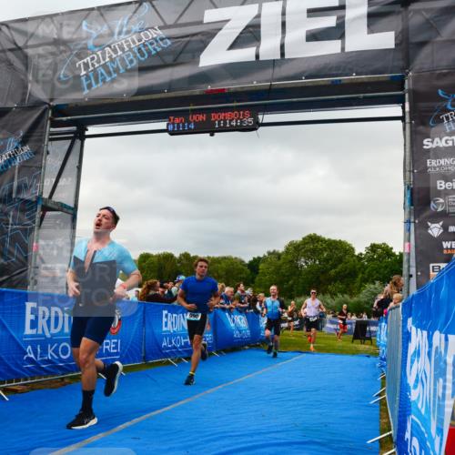 30.08.2026 - Elbe Triathlon Hamburg LAZAROV Photography http://msf.ph/oto/10080649 30.08.2026 11:14:41 Ziel 497, 600, 606, 640, 990, 1054, 1058 meine-sportfotos.de