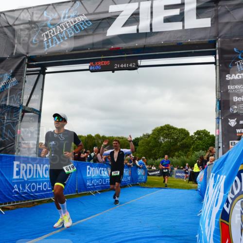 30.08.2026 - Elbe Triathlon Hamburg LAZAROV Photography http://msf.ph/oto/10080668 30.08.2026 11:14:54 Ziel 492, 500, 619 meine-sportfotos.de