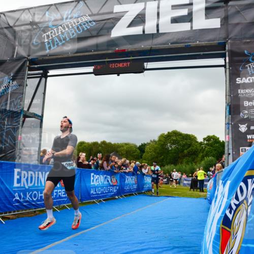 30.08.2026 - Elbe Triathlon Hamburg LAZAROV Photography http://msf.ph/oto/10080714 30.08.2026 11:15:41 Ziel 639, 994, 1027, 1047, 1056, 1080 meine-sportfotos.de