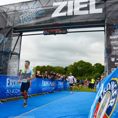 30.08.2026 - Elbe Triathlon Hamburg LAZAROV Photography http://msf.ph/oto/10080720 30.08.2026 11:15:44 Ziel 639, 650, 994, 1047, 1056, 1057, 1080, 1204 meine-sportfotos.de
