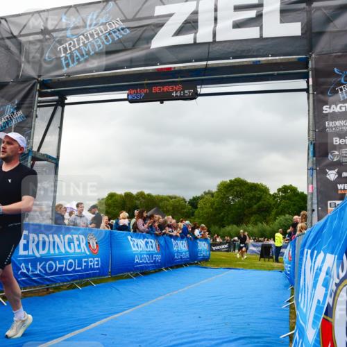 30.08.2026 - Elbe Triathlon Hamburg LAZAROV Photography http://msf.ph/oto/10080799 30.08.2026 11:16:30 Ziel 623, 1000 meine-sportfotos.de