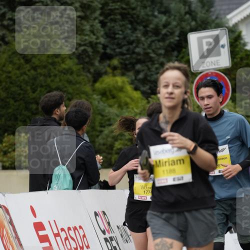 30.08.2026 - Blankeneser Heldenlauf Patografie http://msf.ph/oto/10080808 30.08.2026 09:43:30 Ziel 1174, 1188, 1360, 1361, 1526, 1661, 1774 meine-sportfotos.de