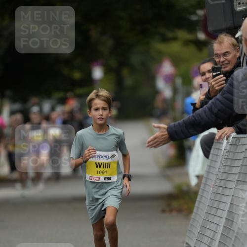 30.08.2026 - Blankeneser Heldenlauf Patografie http://msf.ph/oto/10080816 30.08.2026 09:43:34 Ziel 1174, 1184, 1188, 1526, 1691, 1774 meine-sportfotos.de