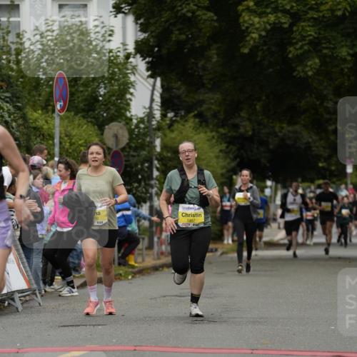 30.08.2026 - Blankeneser Heldenlauf Patografie http://msf.ph/oto/10080844 30.08.2026 09:43:48 Ziel 1061, 1150, 1381, 1397, 1461 meine-sportfotos.de