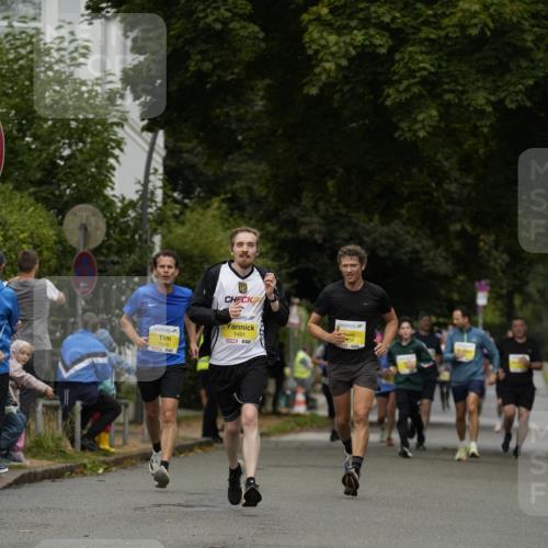 30.08.2026 - Blankeneser Heldenlauf Patografie http://msf.ph/oto/10080872 30.08.2026 09:43:59 Ziel 1202, 1491, 1513 meine-sportfotos.de