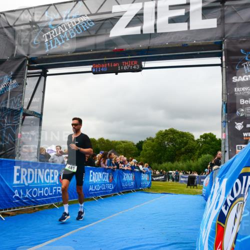 30.08.2026 - Elbe Triathlon Hamburg LAZAROV Photography http://msf.ph/oto/10080925 30.08.2026 11:17:56 Ziel 441 meine-sportfotos.de