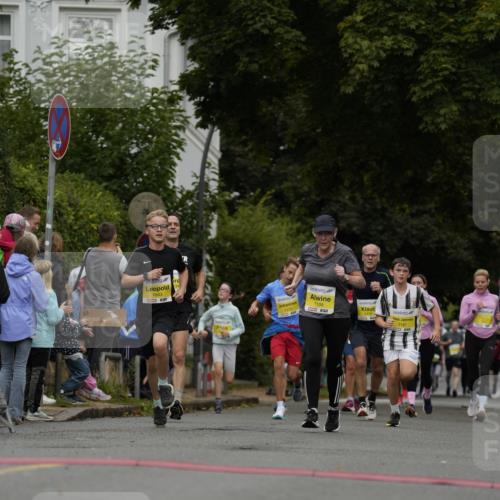 30.08.2026 - Blankeneser Heldenlauf Patografie http://msf.ph/oto/10080936 30.08.2026 09:44:37 Ziel 1038, 1109, 1187, 1643, 1759 meine-sportfotos.de